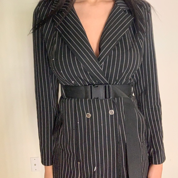 🖤 - Picture 4 of 6